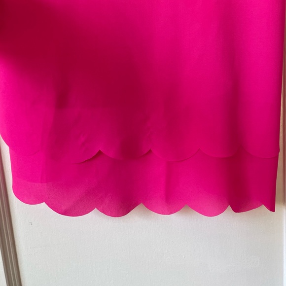 2/$20: Scalloped Pink Tank Top, Size XS - Picture 2 of 5